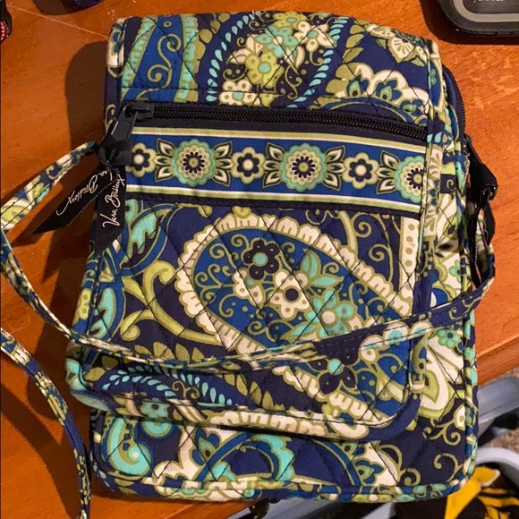 Blue and green cross body Vera Bradley! - Picture 1 of 3